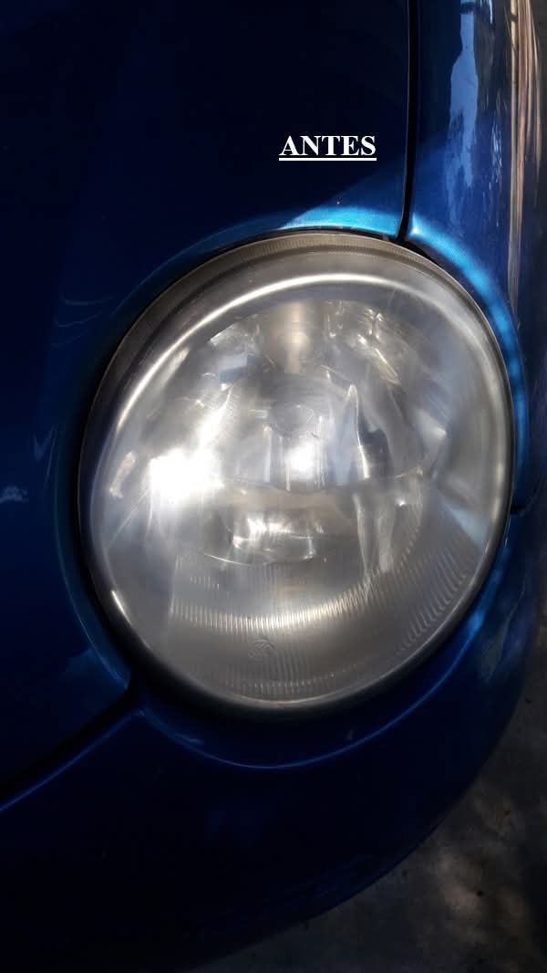 Trabajo de car detailing