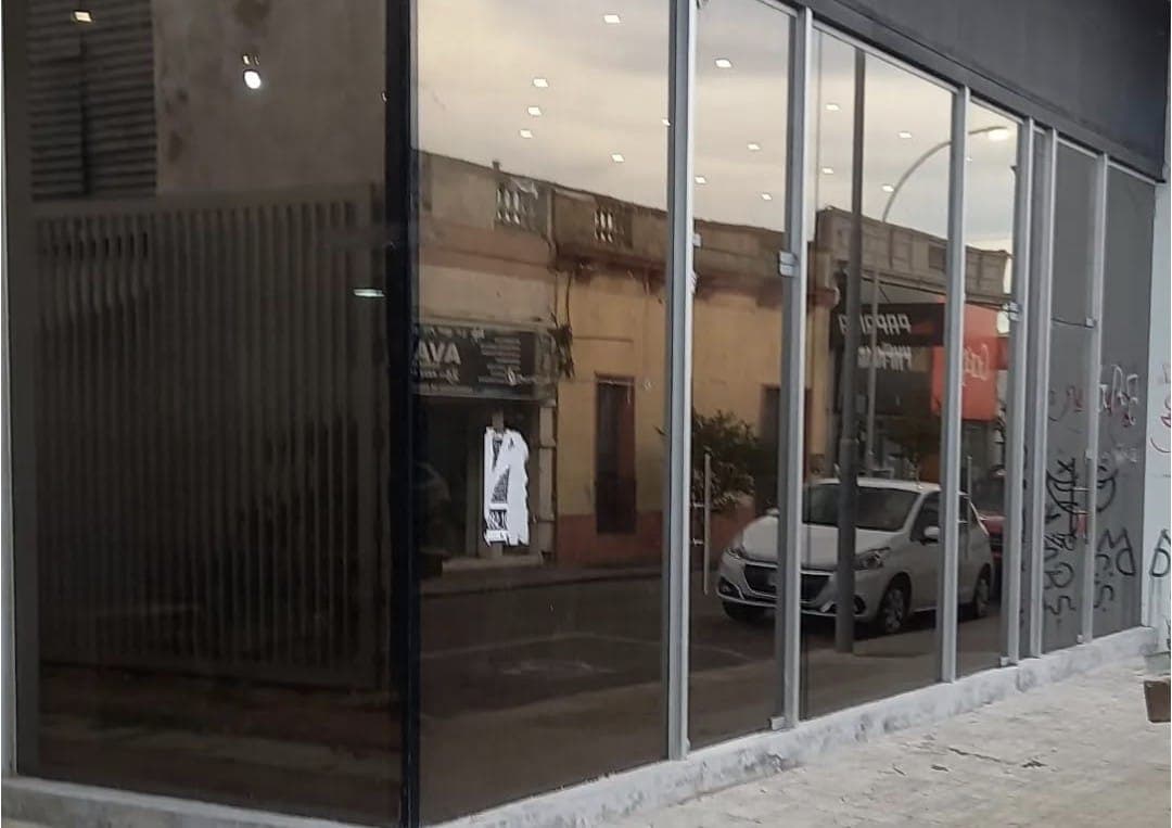 Instalacion de laminas para home y office